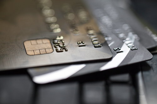 クレジットカード現金化業者が採用する2つの方式の紹介